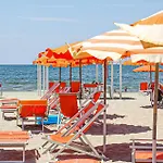 Gorgeous In * Capezzano Pianore