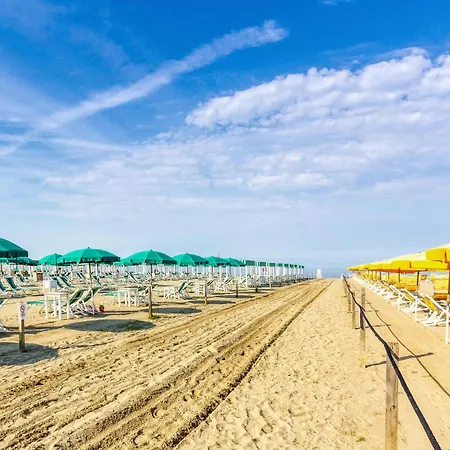Gorgeous In Дом отдыха Capezzano Pianore